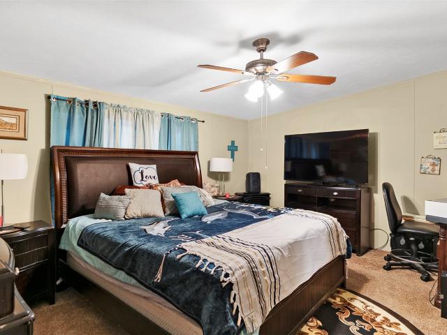 Property for sale in Elkhart, Texas
