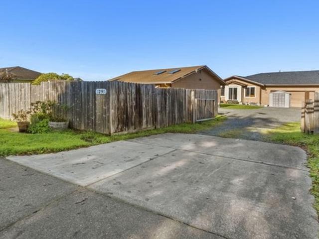 House for sale in Humboldt, California