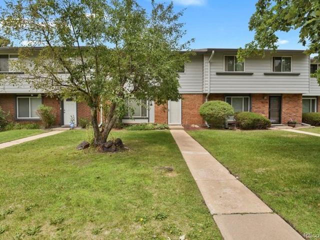 Townhouse for sale in Aurora, Colorado