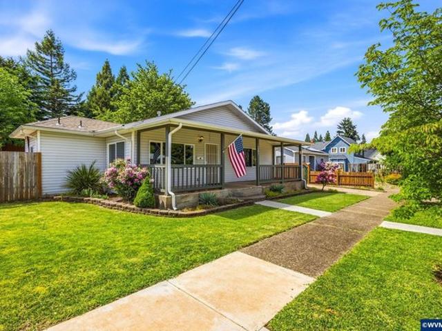 House for sale in Oregonia