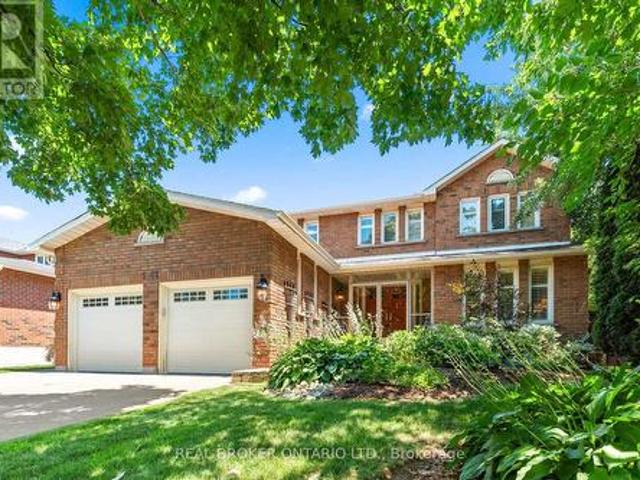 House for sale in Oakville, Ontario
