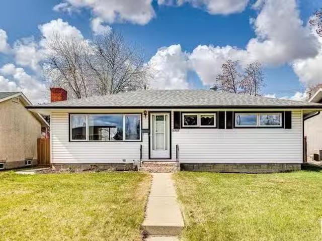 House for sale in Wedgewood, Alberta