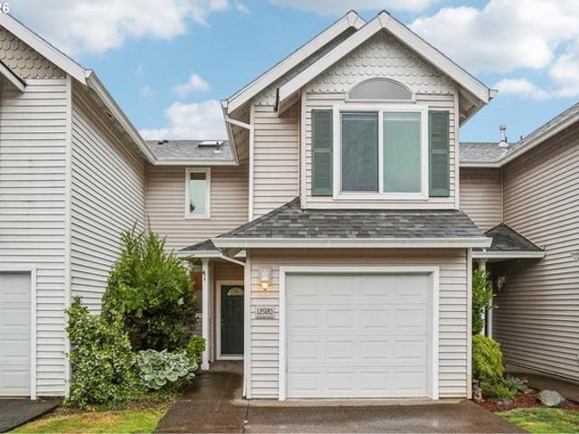 Townhouse for sale in Oregonia