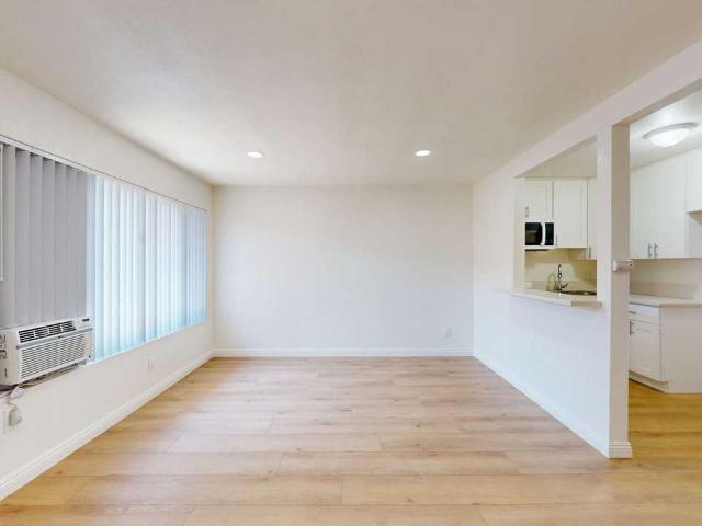 Apartment for rent in Baldwin Park, California