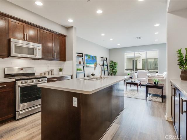 Townhouse for sale in Hawthorne, California