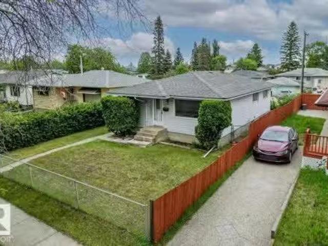 House for sale in Wedgewood, Alberta