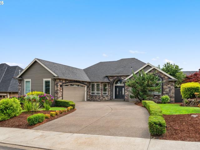 House for sale in La Center
