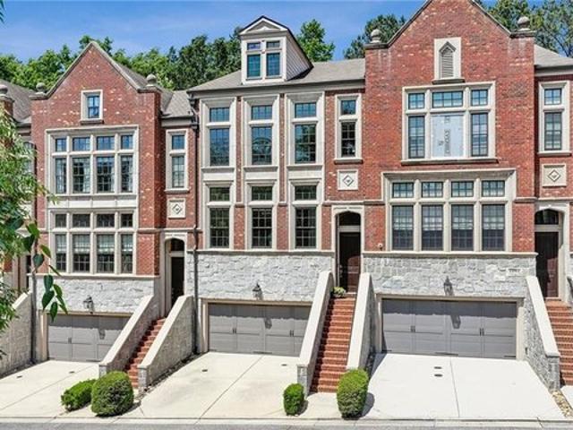 Townhouse for sale in Brookhaven, Georgia