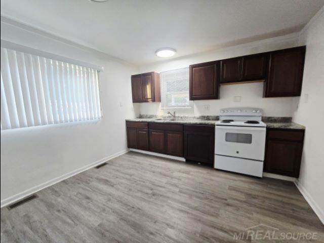 House for sale in Madison Heights, Oakland County