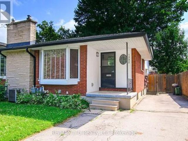 House for sale in Arva, Ontario