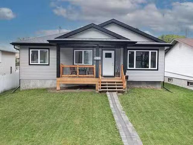 House for sale in Wedgewood, Alberta