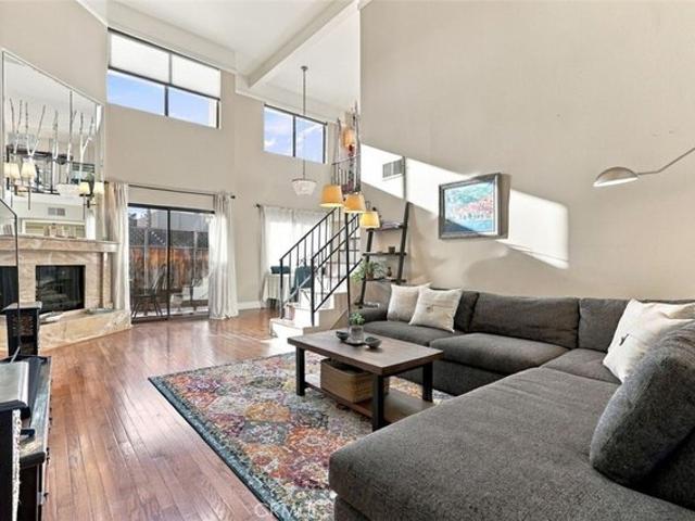 Condo for sale in Studio City Neighborhood Council District, Los Angeles