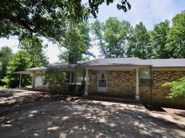 House for sale in Vinemont, Alabama