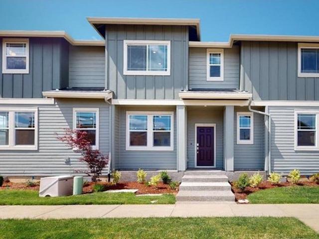 Townhouse for sale in Oregonia
