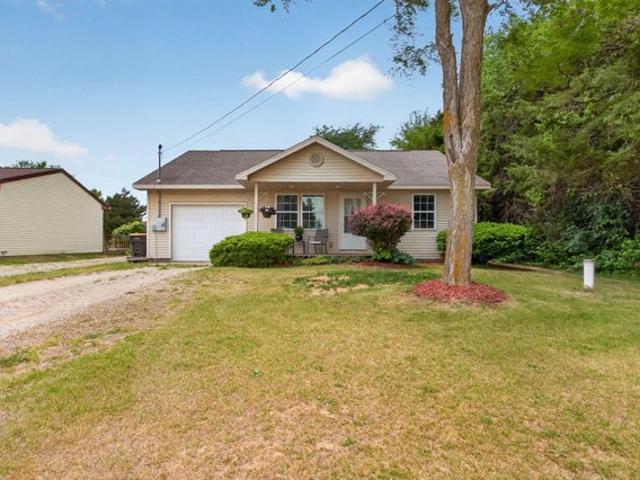 House for sale in Brooklyn, Michigan