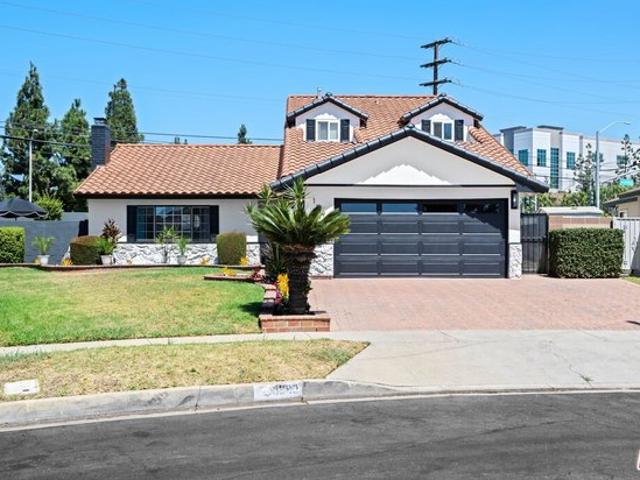 House for sale in Carson, Los Angeles County