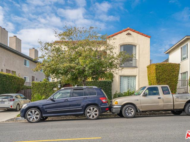 House for sale in Canoga Park, California