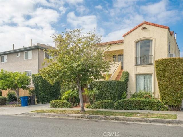 House for sale in Canoga Park, California
