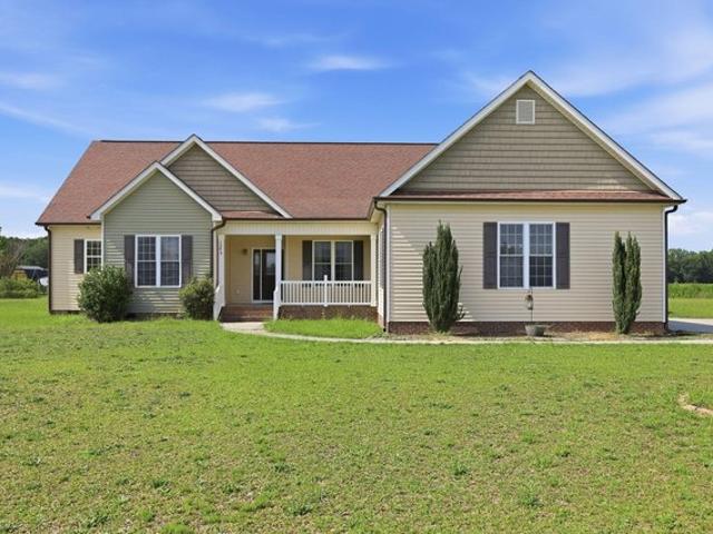 House for sale in Bunnlevel, North Carolina