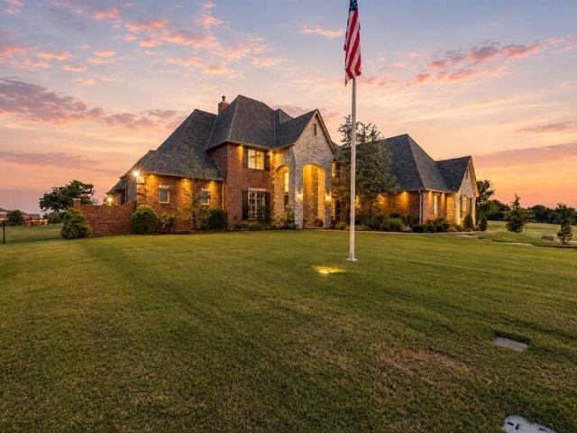 House for sale in Choctaw, Oklahoma