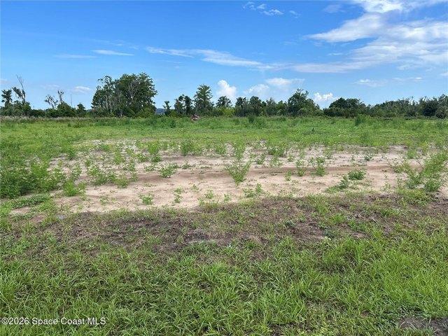 House for sale in Astatula, Florida