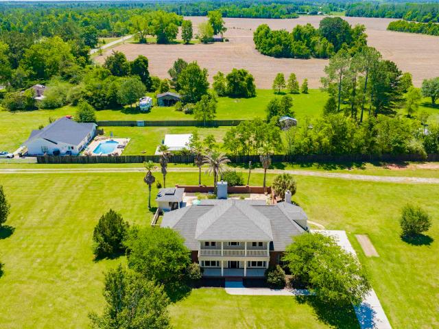 House for sale in Stapleton, Alabama