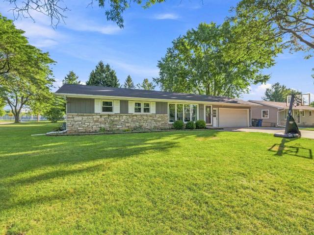 House for sale in Ashwaubenon, Wisconsin