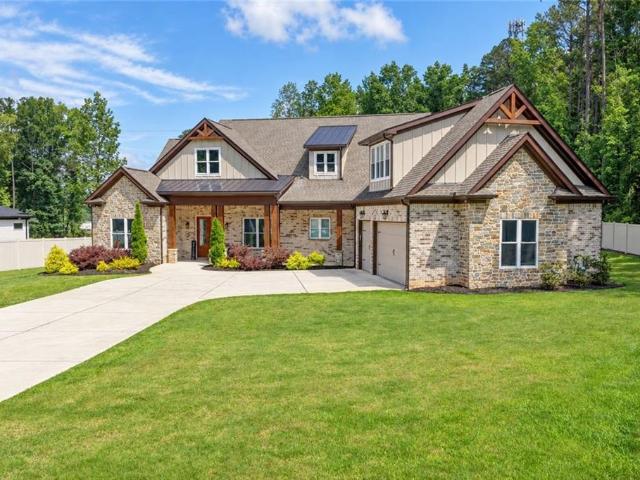House for sale in Habersham Hills, Buford