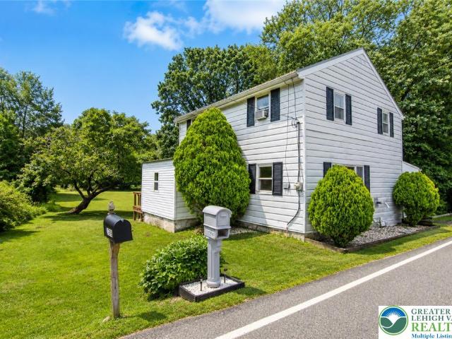 House for sale in Bushkill, Pennsylvania