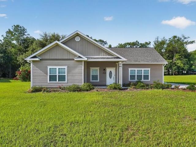 House for sale in Suwannee, Florida