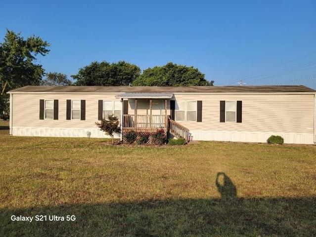 House for sale in Sikeston, Missouri