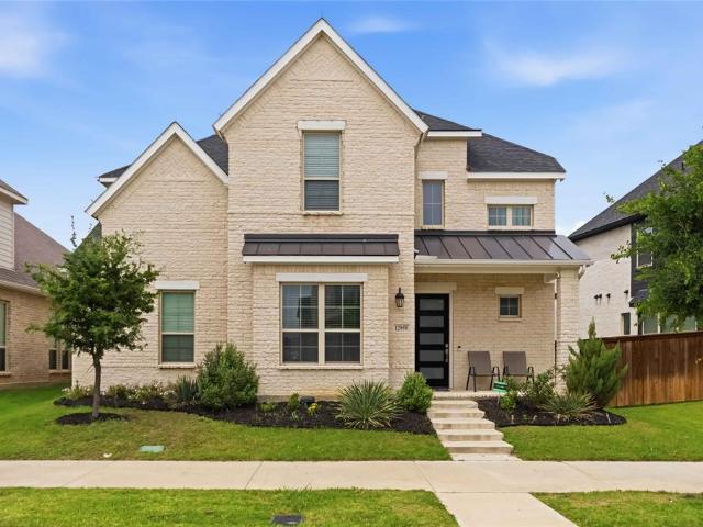 Property for sale in Farmers Branch, Texas