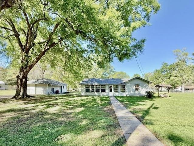 House for sale in Vidor, Texas
