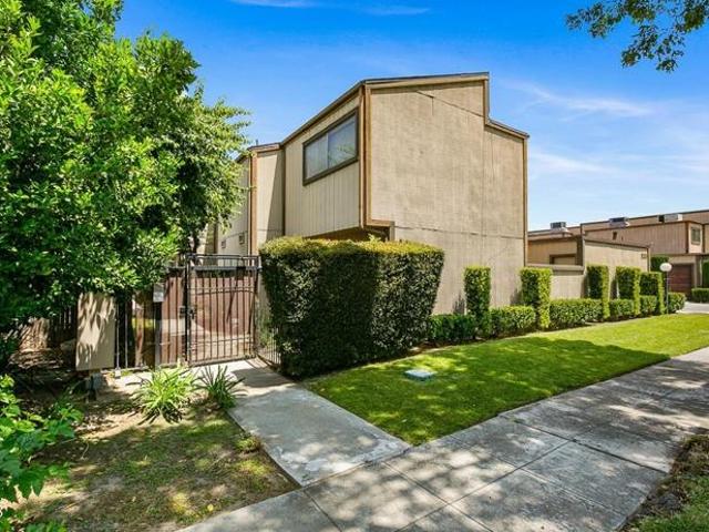 Condo for sale in San Gabriel, California