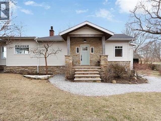 House for sale in Kingsville, Ontario