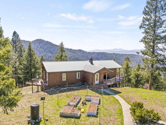 House for sale in Kettle Falls, Washington
