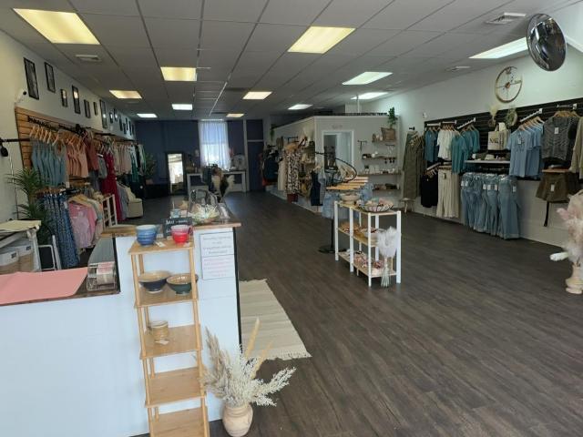 Commercial for sale in Hancock, Illinois