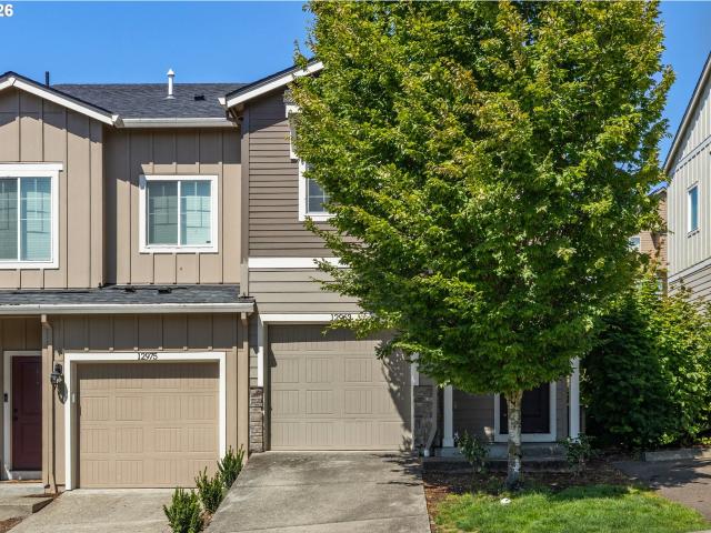 Townhouse for sale in Oregonia