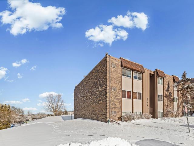 House for sale in Burnsville, Minnesota