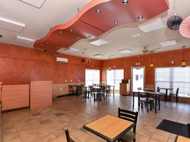 Commercial for sale in Cottonwood, Alabama
