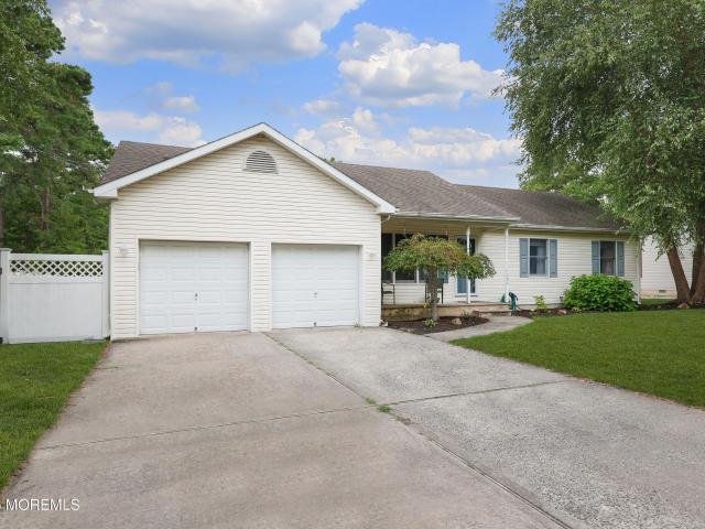 House for sale in Lanoka Harbor, New Jersey