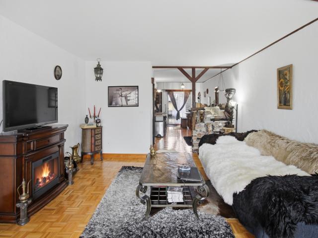 Condo for sale in Des Plaines, Illinois