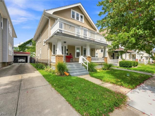 House for sale in Gold Coast, Lakewood