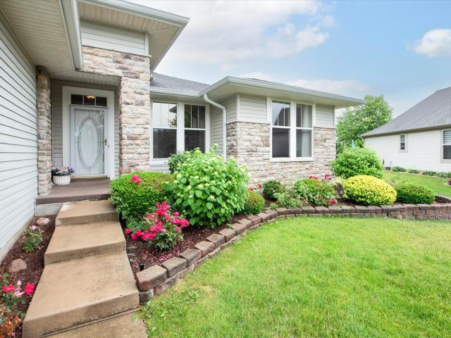 House for sale in Huntley, Illinois