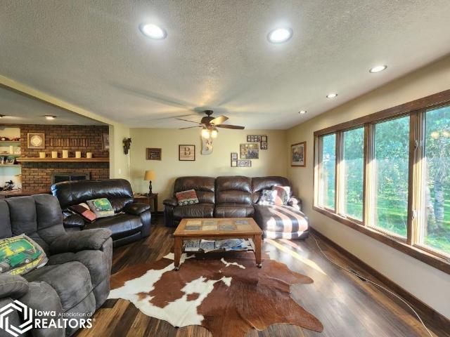 House for sale in Cerro Gordo, Iowa