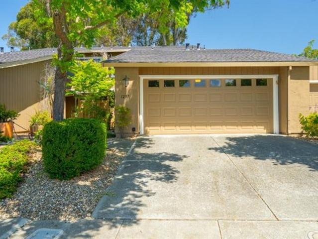 Townhouse for sale in Solano, California