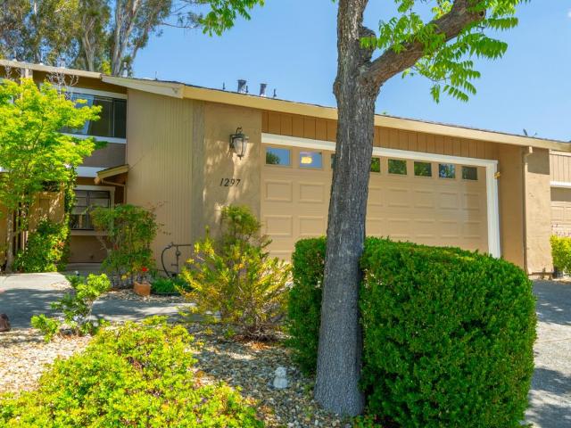 Townhouse for sale in Solano, California