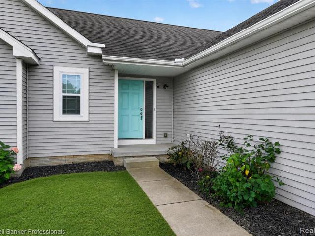House for sale in Fenton, Michigan