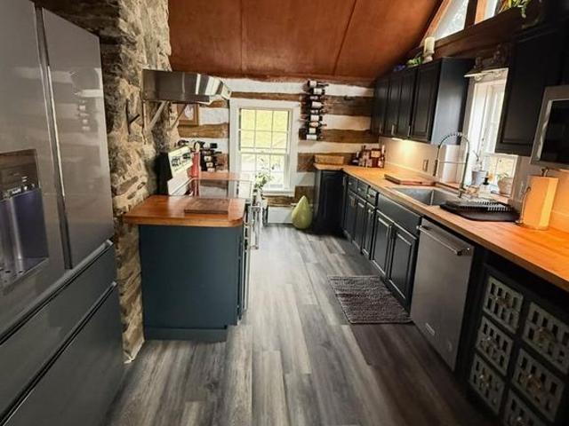 House for sale in Taylorstown, Lovettsville