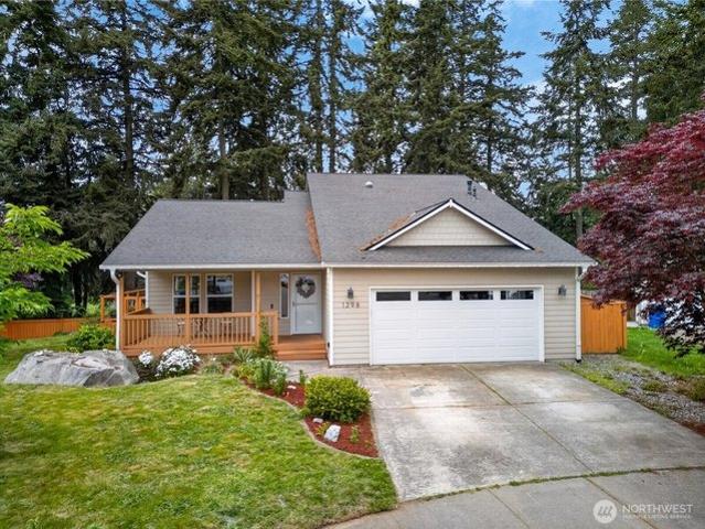 House for sale in Oak Harbor, Washington